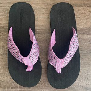 Brand New TIDEWATER Size 9 Leopard Print Purple Sandals Flip Flop Women’s Black